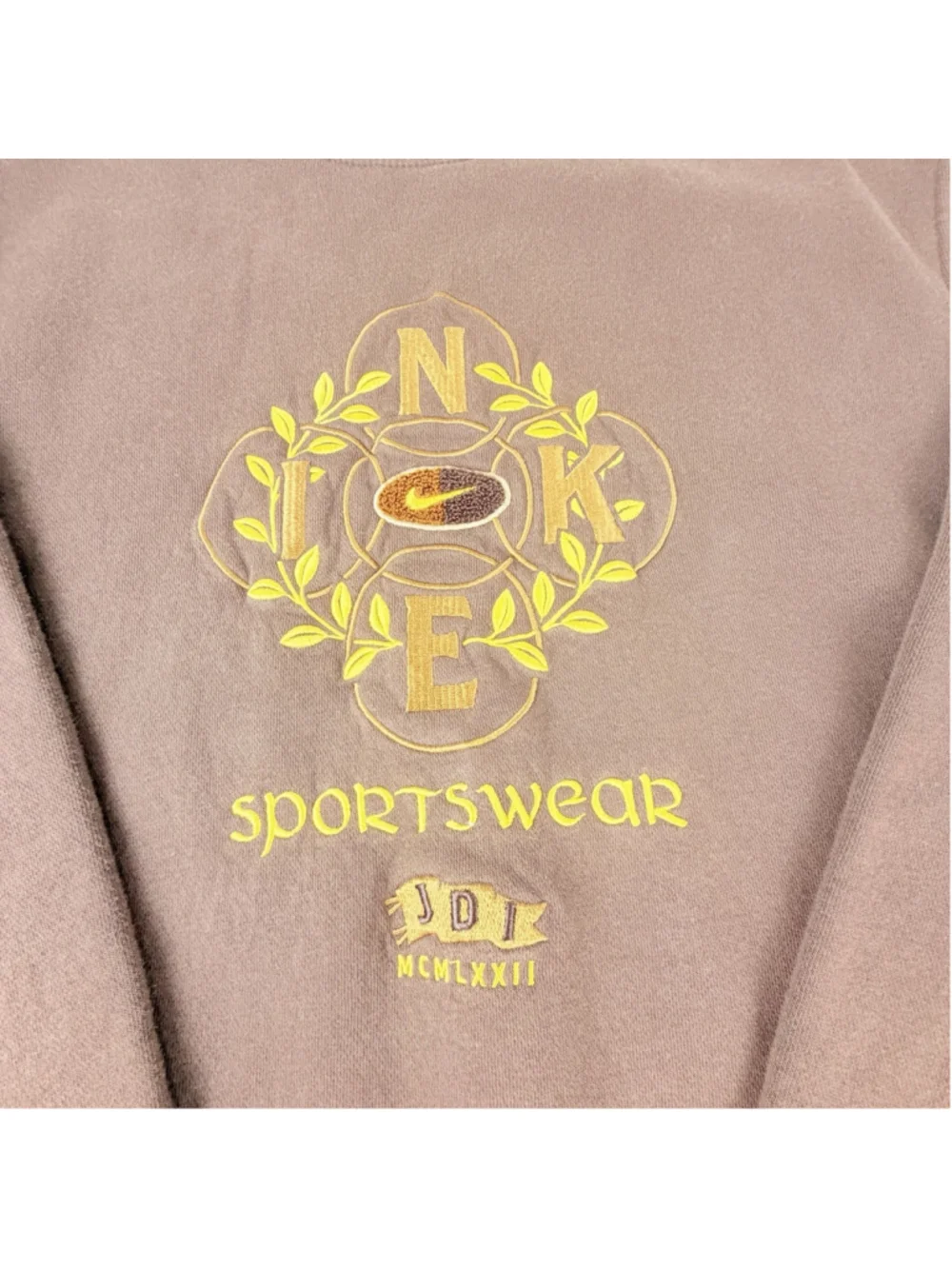 NIKE Sportswear Embroidered Crewneck Sweatshirt Men’s M Brown JDI Spellout